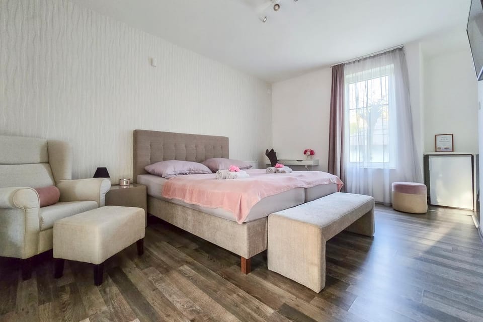 Medencepart Apartman Apartment in Siófok