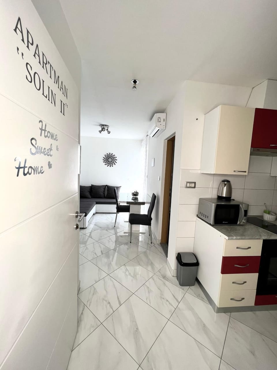 Apartman Solin 4, parking Apartment in Šibenik-Knin County, Croatia