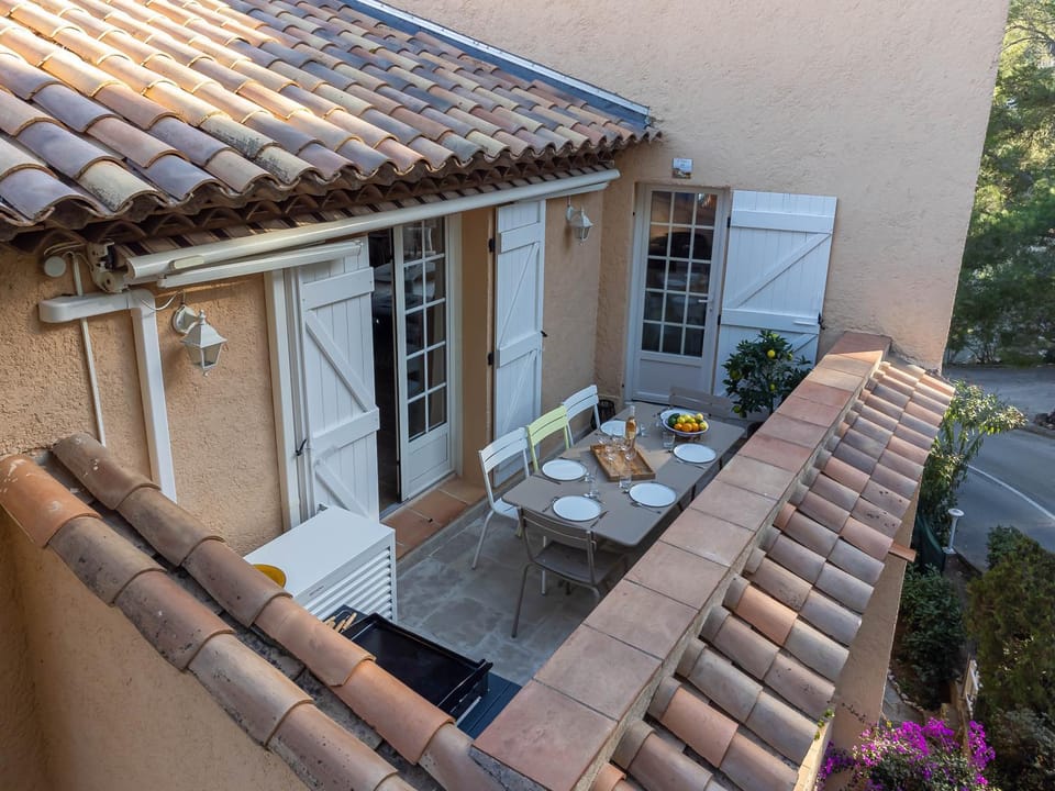 Patio, View (from property/room), Dining area