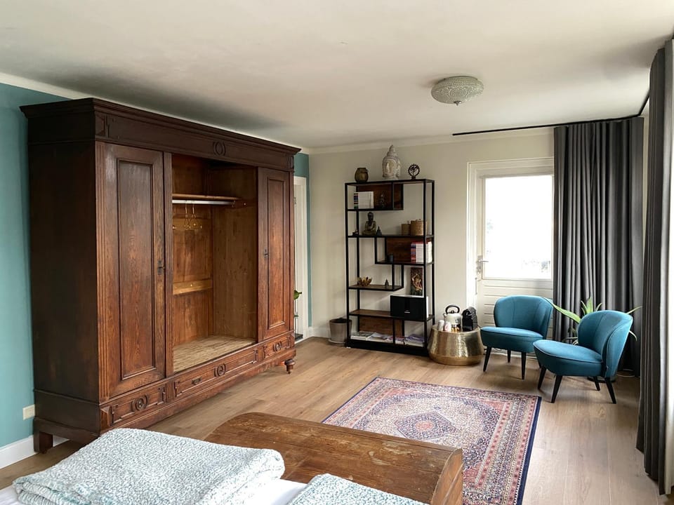 Photo of the whole room, Seating area, Bedroom, wardrobe
