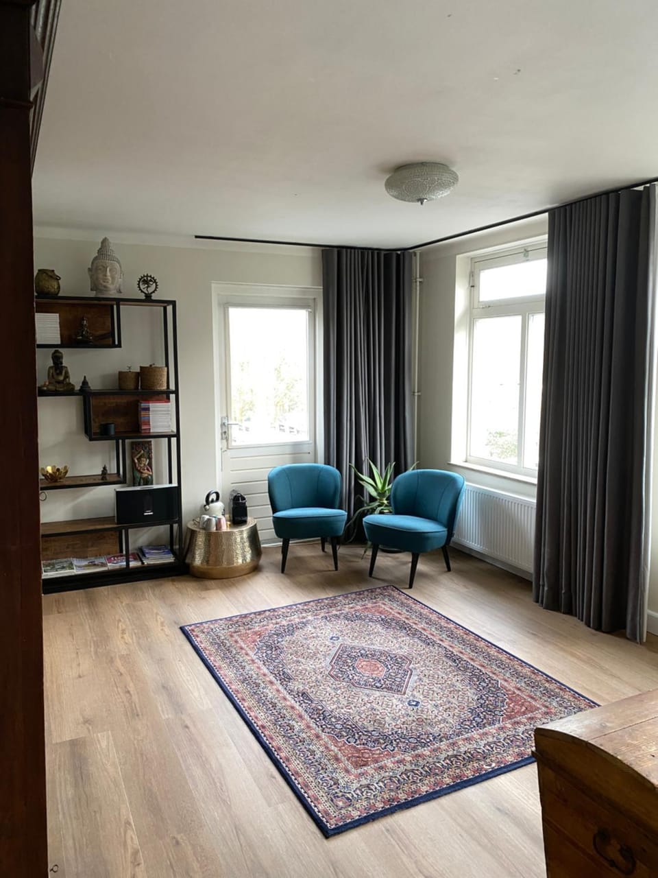 Seating area, Bedroom