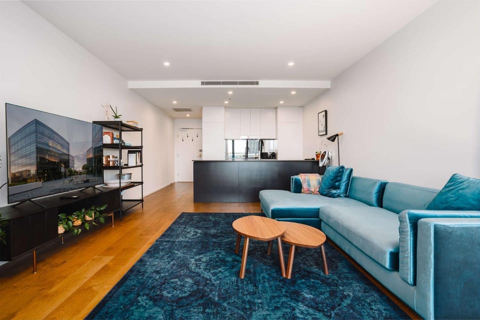 Perfect Located 1-Bed with Great Views & Parking Apartment in Canberra