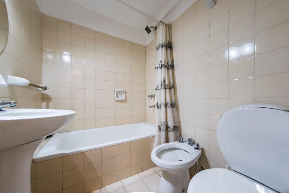 Bathroom, Bath
