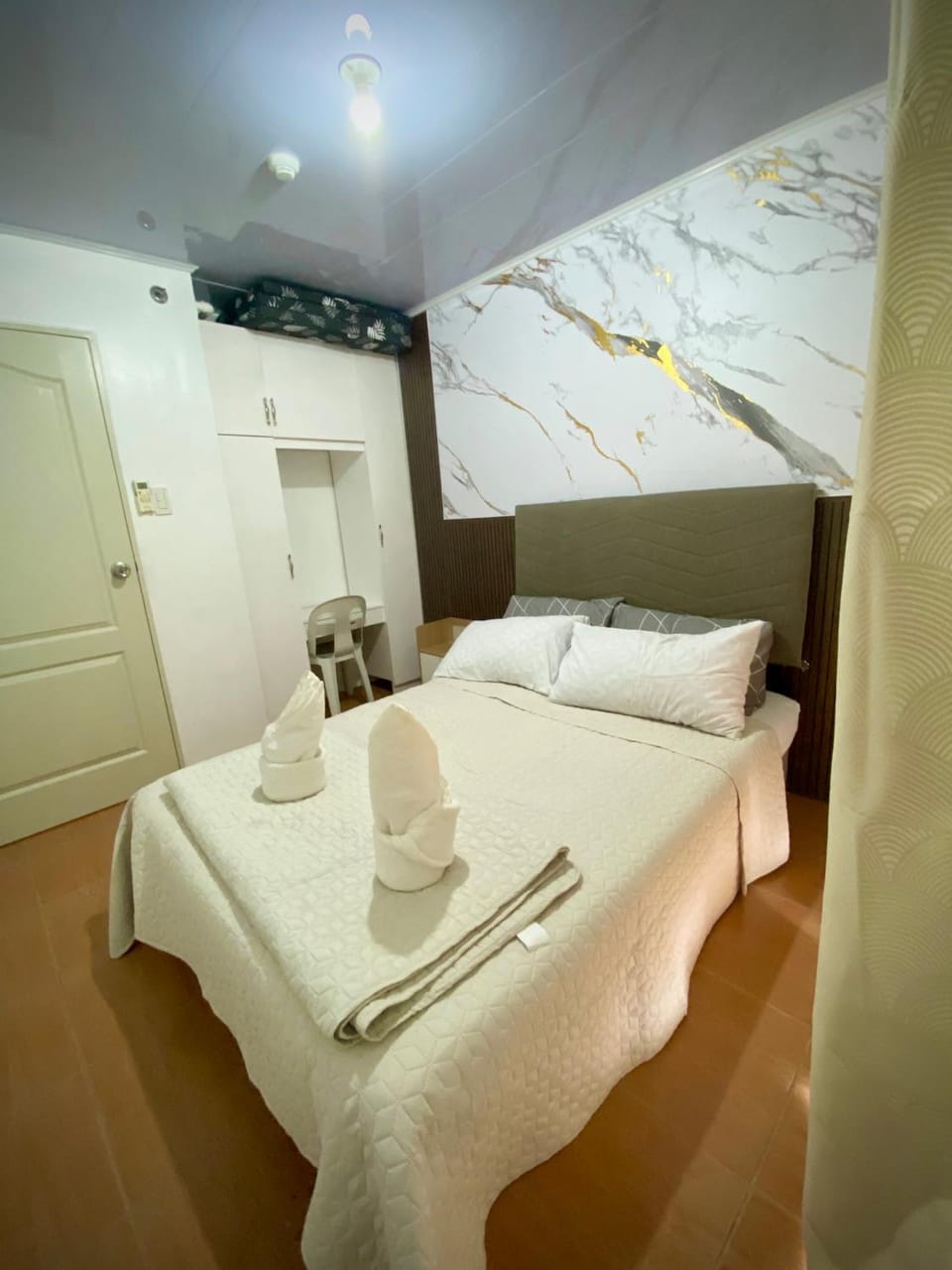 S&K Newly Decorated 2BR Condo One Oasis CDO 2506 Apartment in Cagayan de Oro