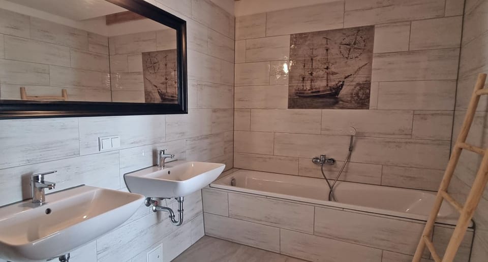 Shower, Bathroom, Bath