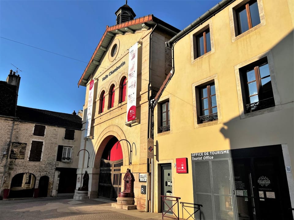 Property building, Landmark view