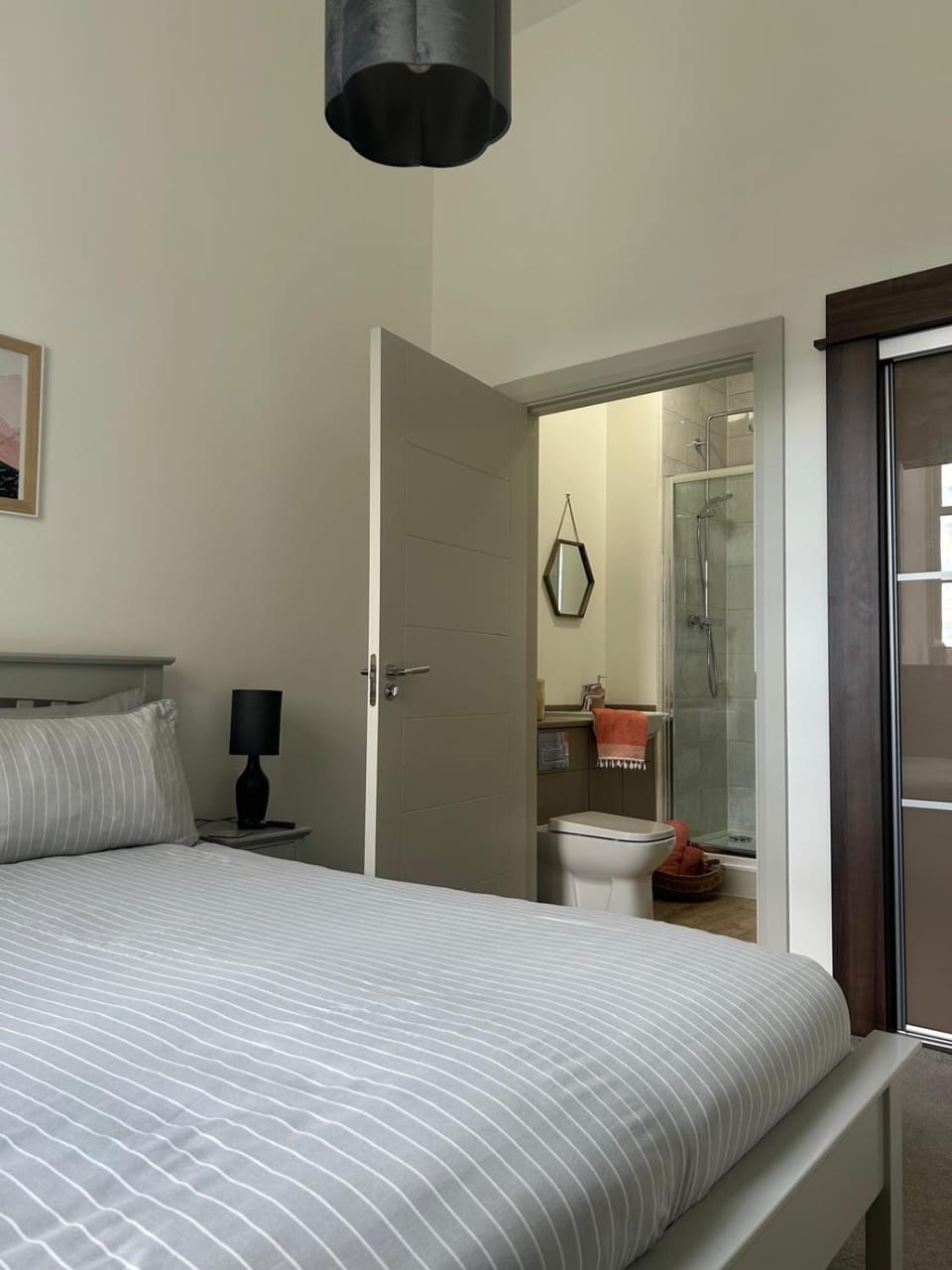 Shower, Bed, Bathroom, Photo of the whole room, Bedroom