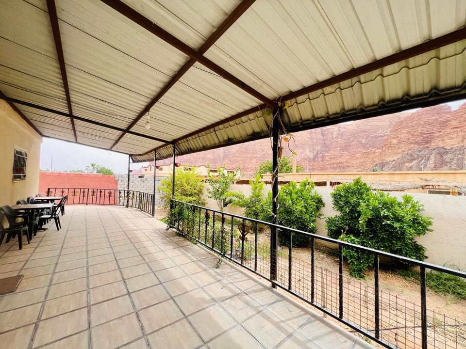Wadi rum village bed and breakfast Bed and Breakfast in South District