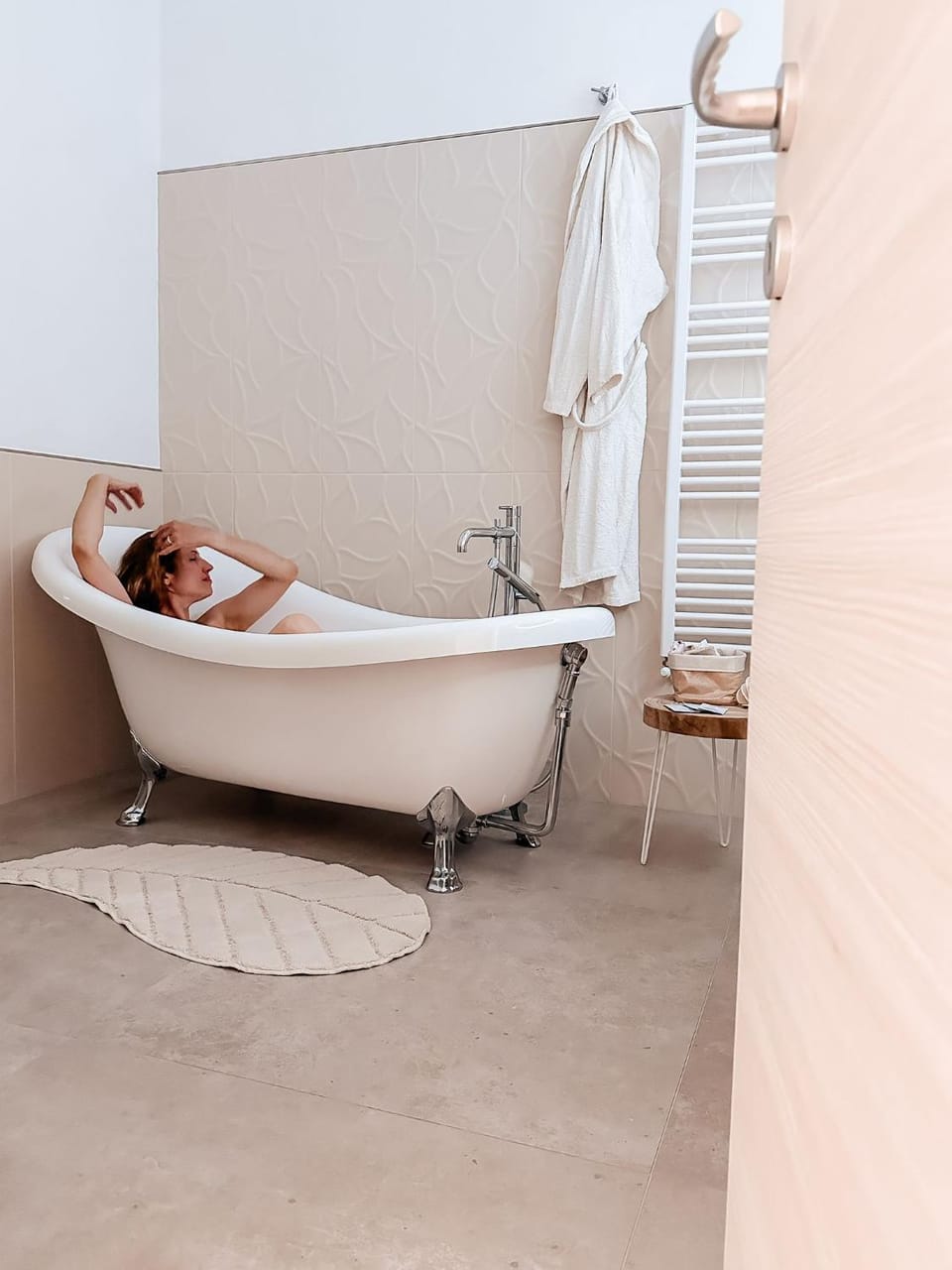 Bathroom, Seasons, Bath