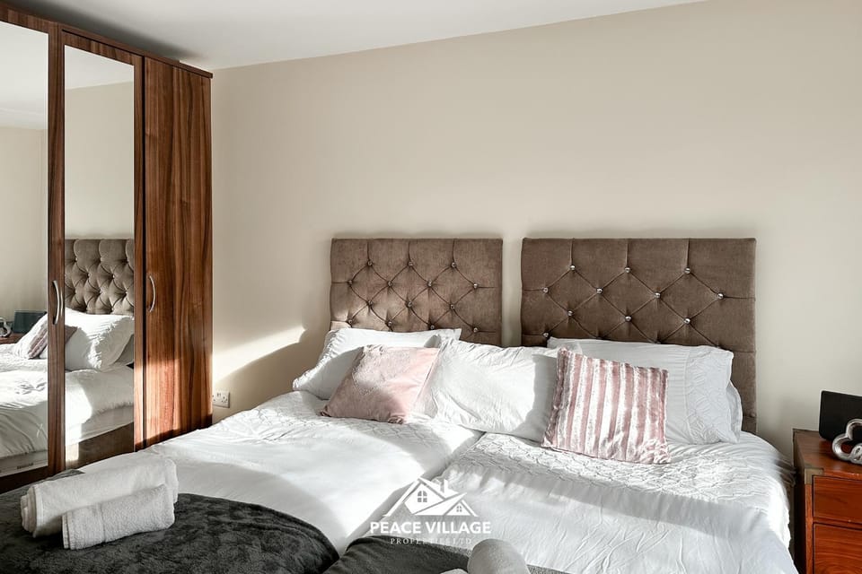 Ashton Co-Living - Private Room Self-Cater House in Manchester