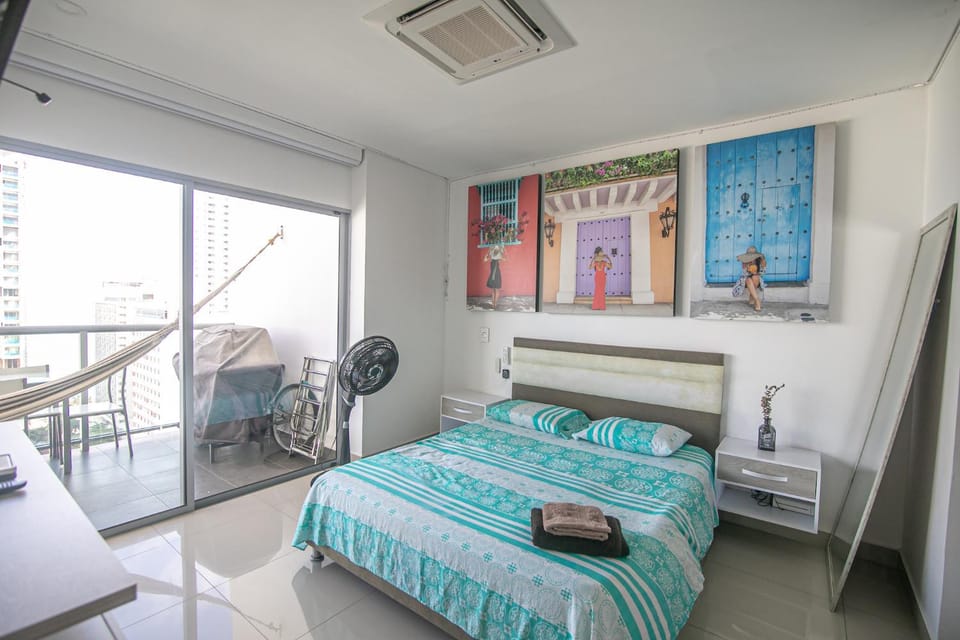 Bed, Photo of the whole room, Bedroom, air conditioner
