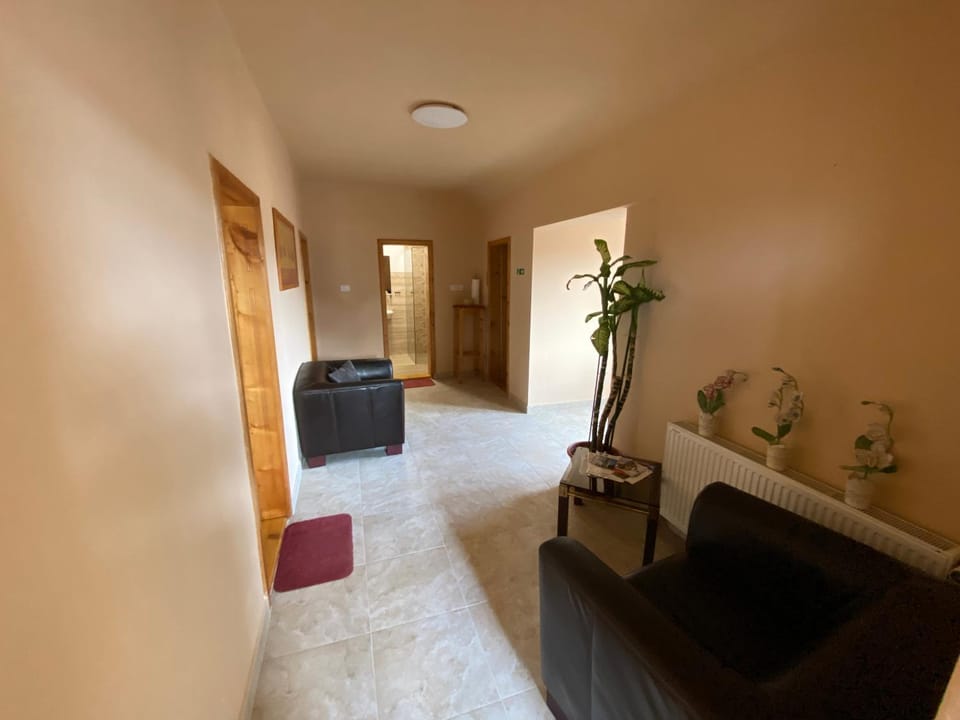 Pensiunea Roșu Bed and Breakfast in Romania