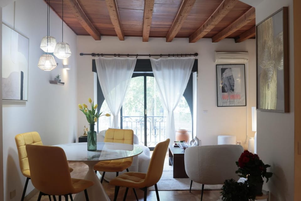 Urban House - Elegant Apartment Brera Milan Center Apartment in Milan