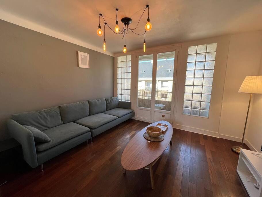 Okda YourHostHelper Apartment in Caen