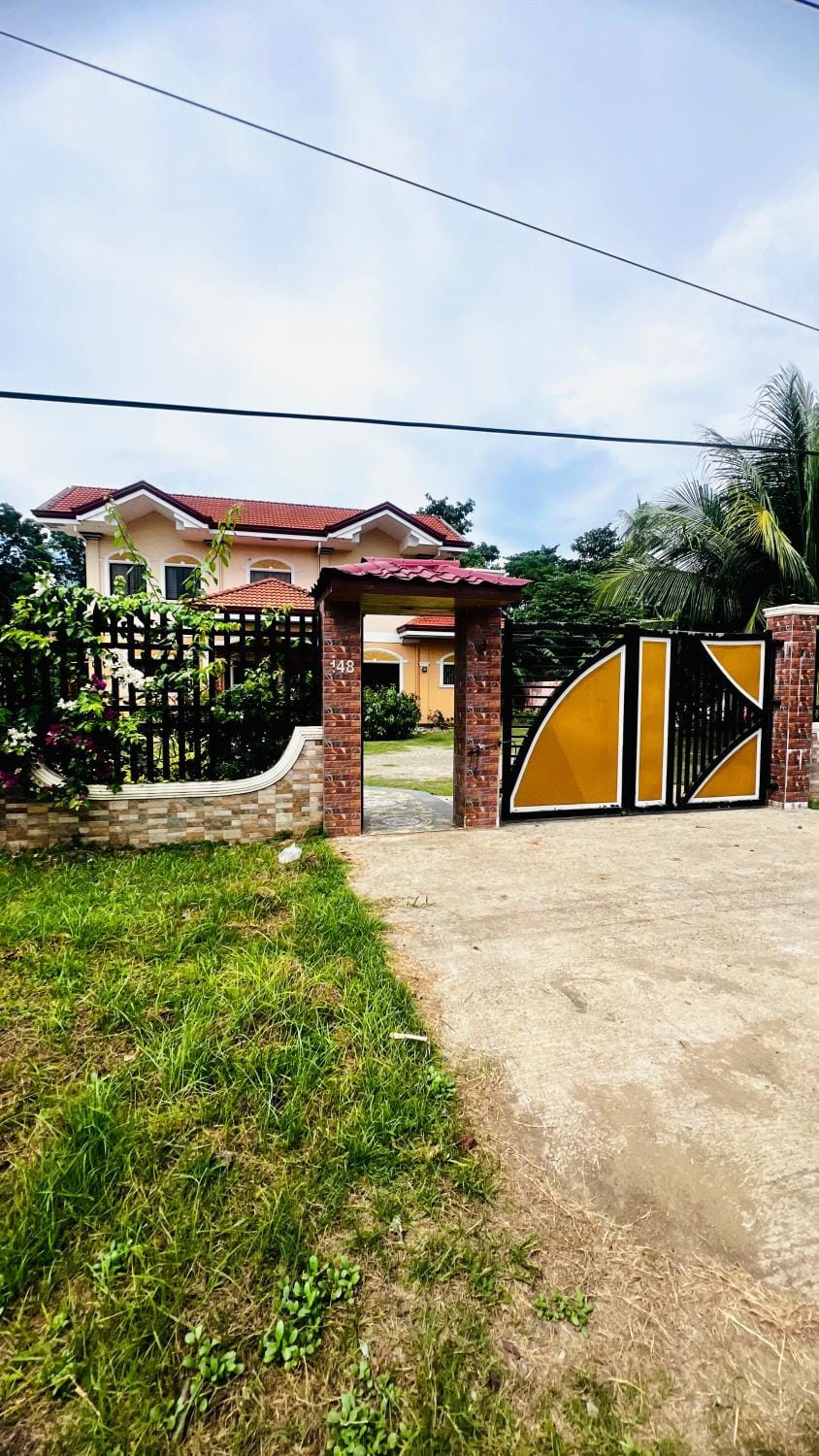 Facade/entrance, Day