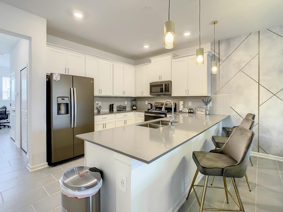 Spacious Luxury Apartment near Orlando Attractions House in Four Corners