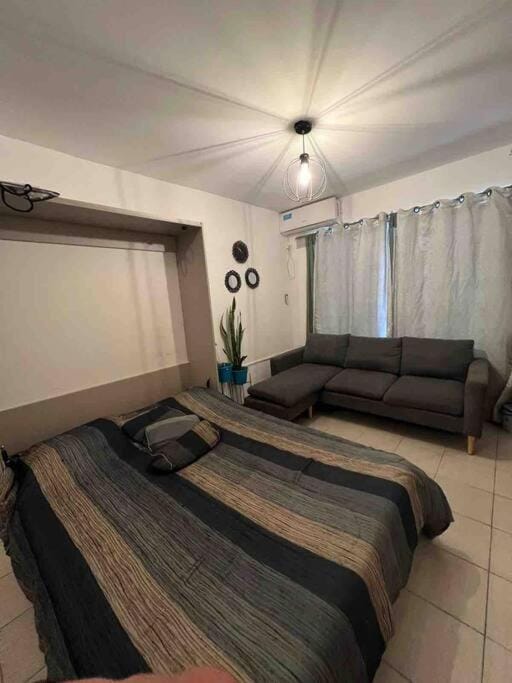 Bed, Living room