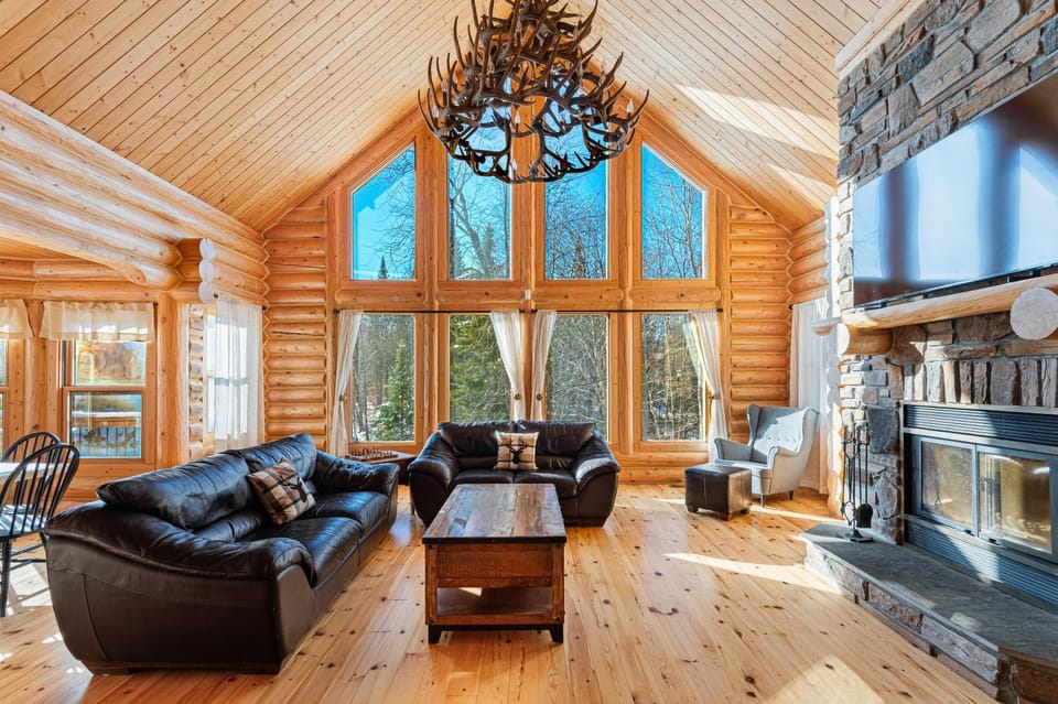 Fiddler Lake Resort - Deer 9 Chalet in Quebec