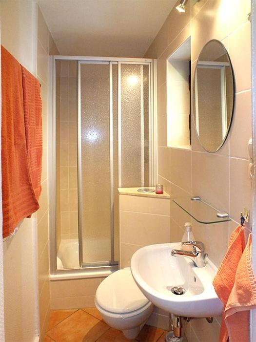 Shower, Bathroom, towels