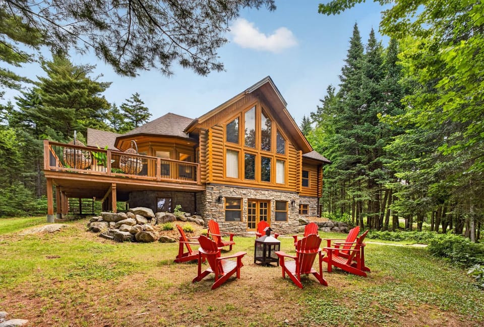 Fiddler Lake Resort - Deer 16 Chalet in Quebec