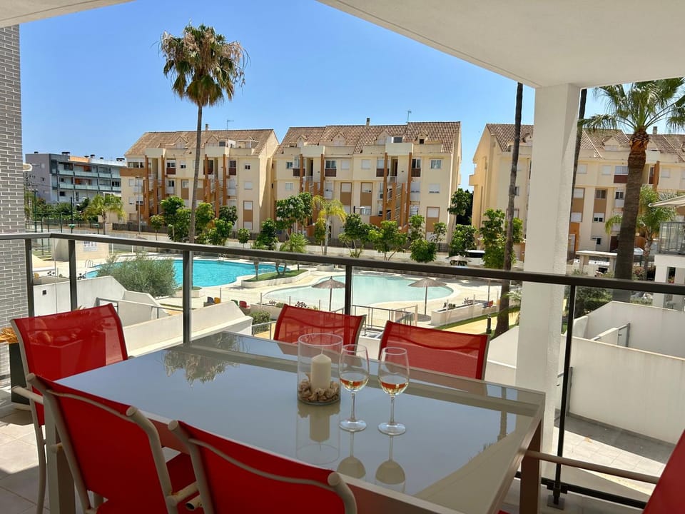 Patio, Balcony/Terrace, Seating area