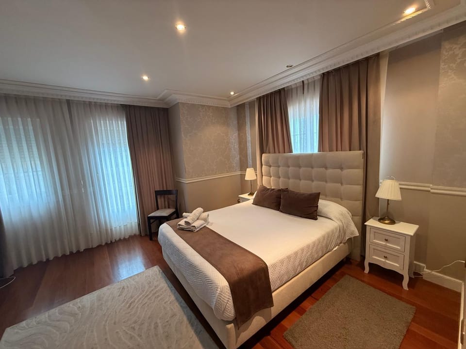 Villa ATENEA Bed and Breakfast in Castro Urdiales