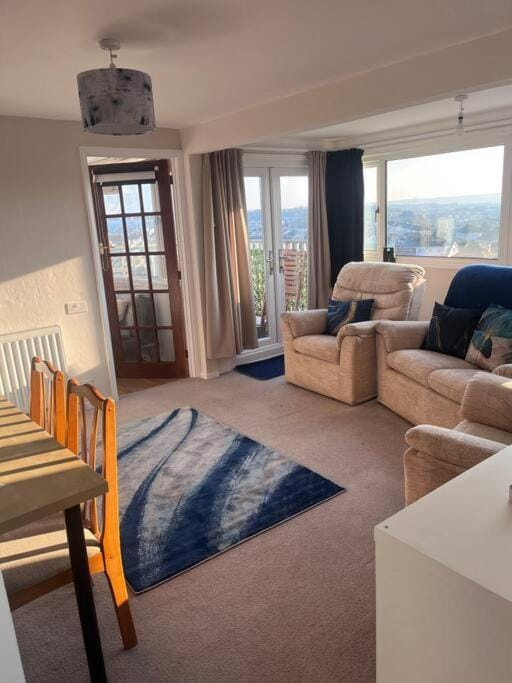 Bay View Retreat Apartment in Paignton