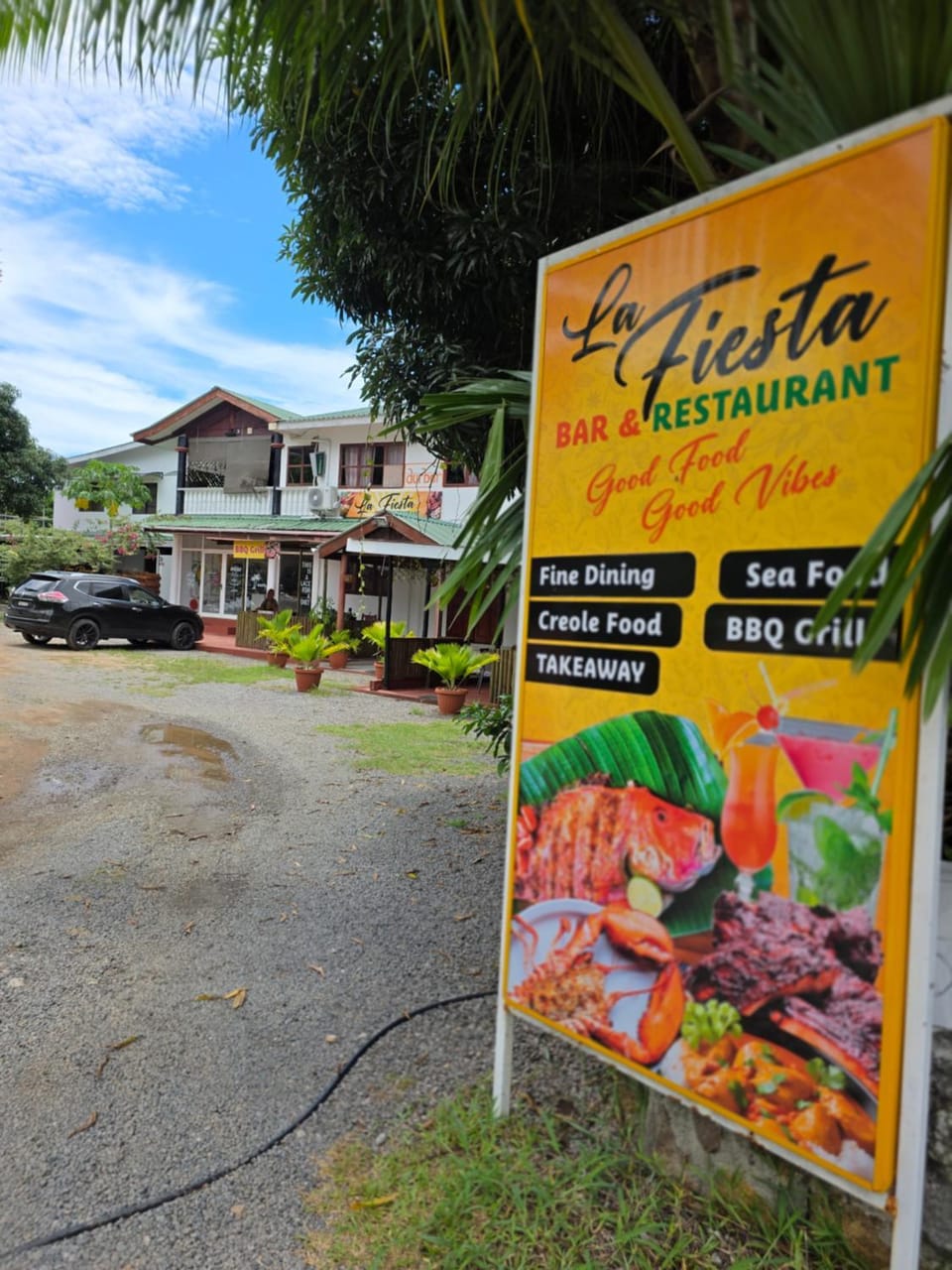 Alpha & Omega Apartment Seychelles Apartment in Africa