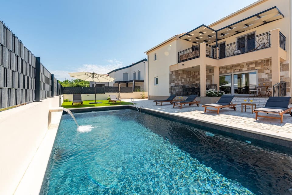 Swimming pool, Sports