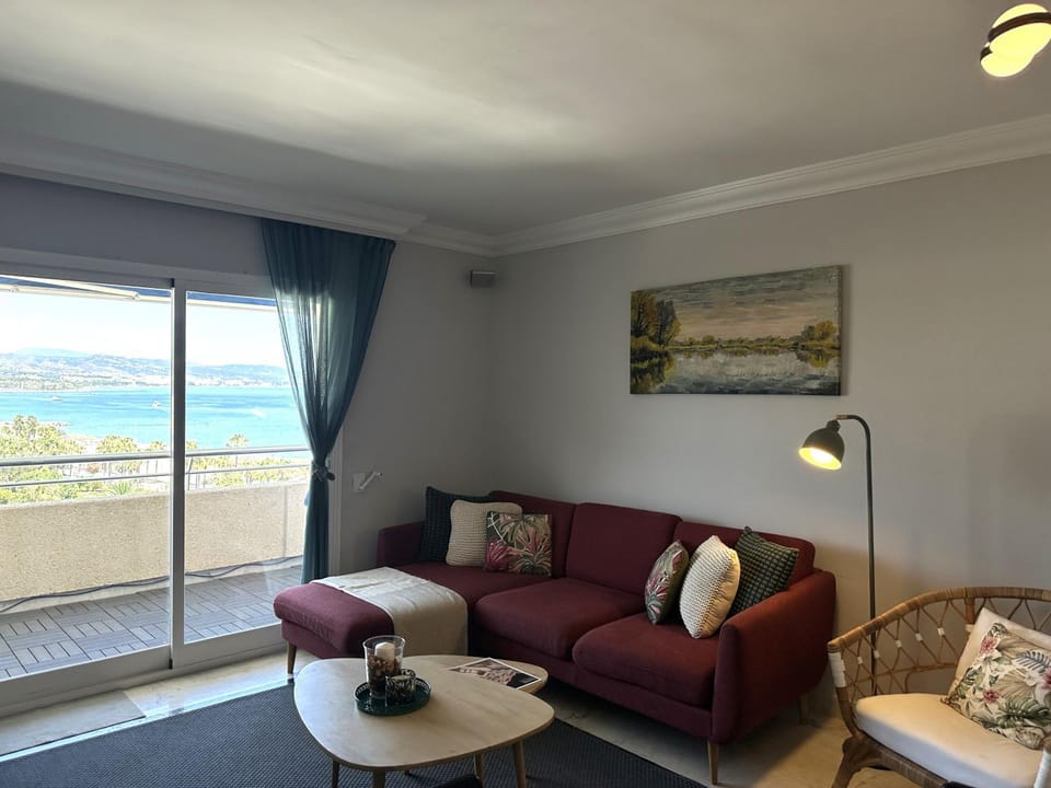 TopMarbella Marina Banus luxurious apartment, Sea and mountain views Apartment in Marbella