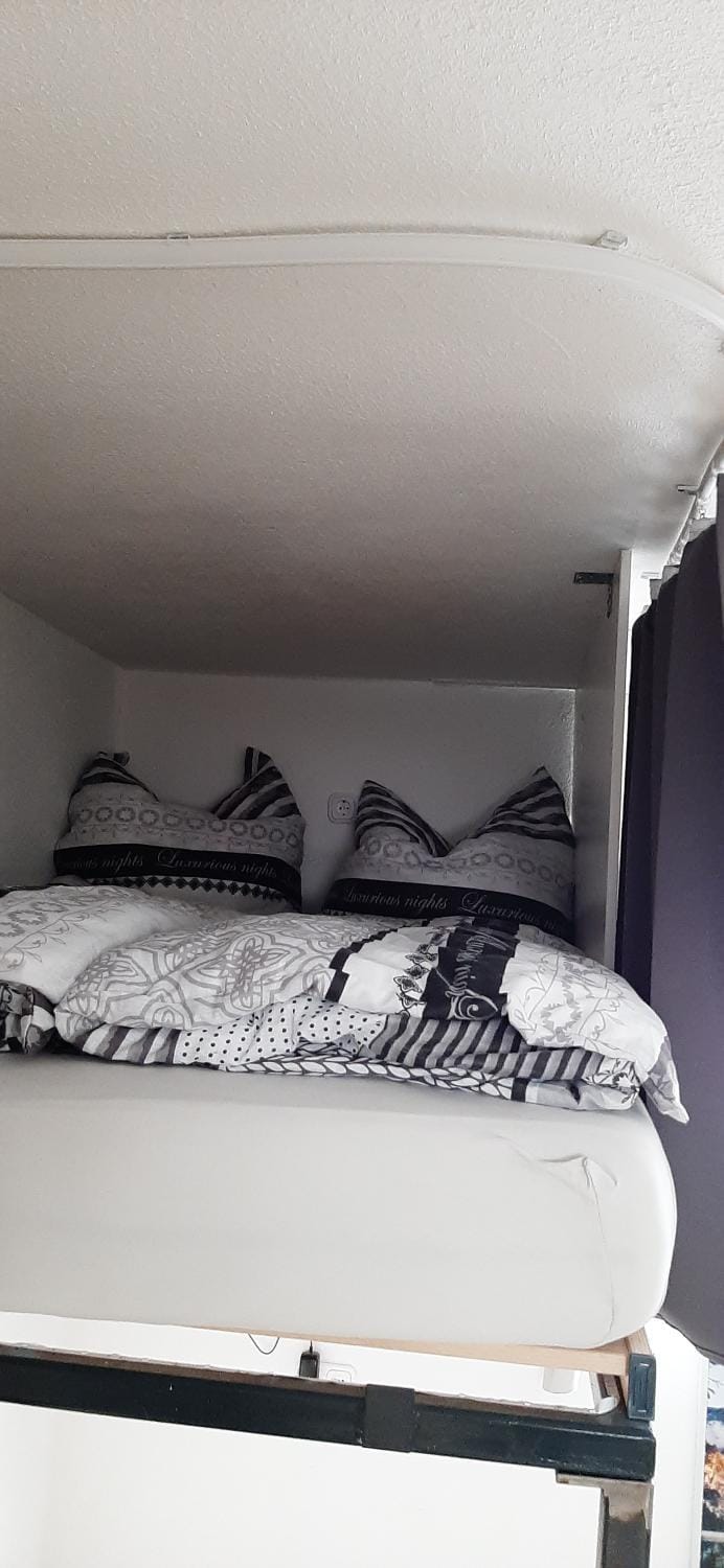 bunk bed