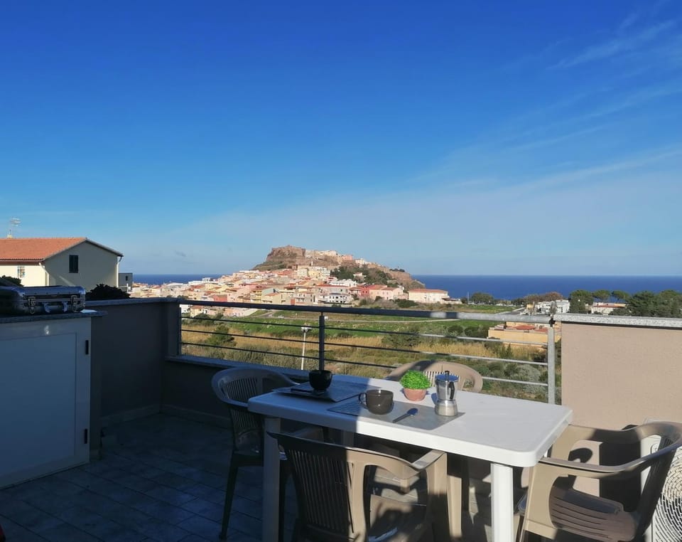 Balcony/Terrace, Landmark view, Sea view