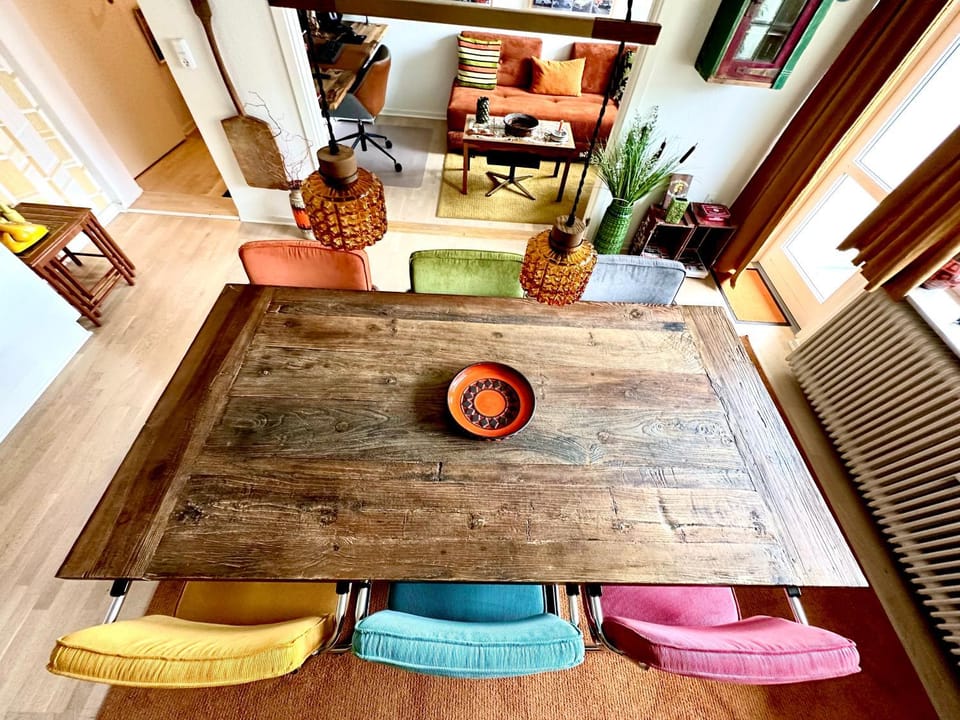 Living room, Dining area