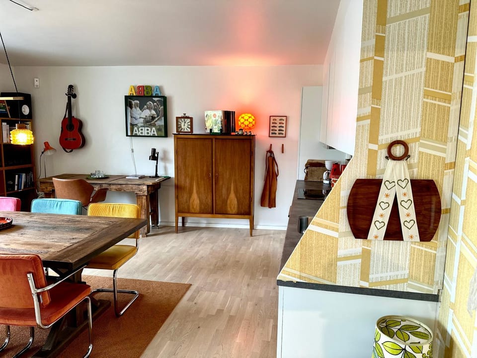 Kitchen or kitchenette, Living room