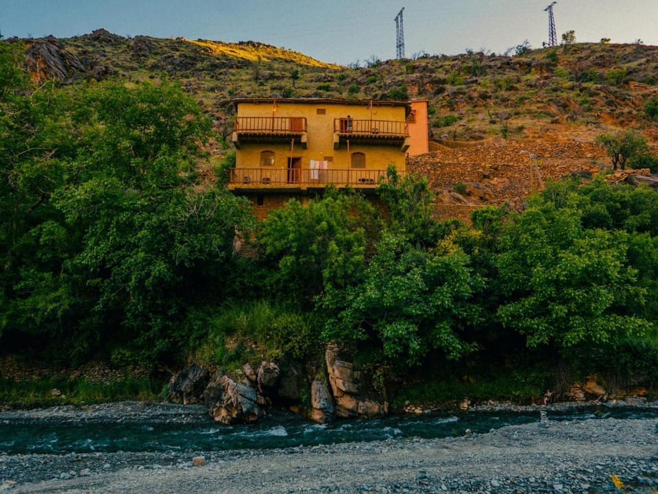 Property building, Natural landscape, Mountain view