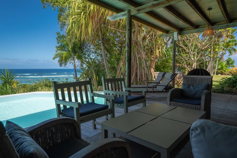 Patio, Seating area