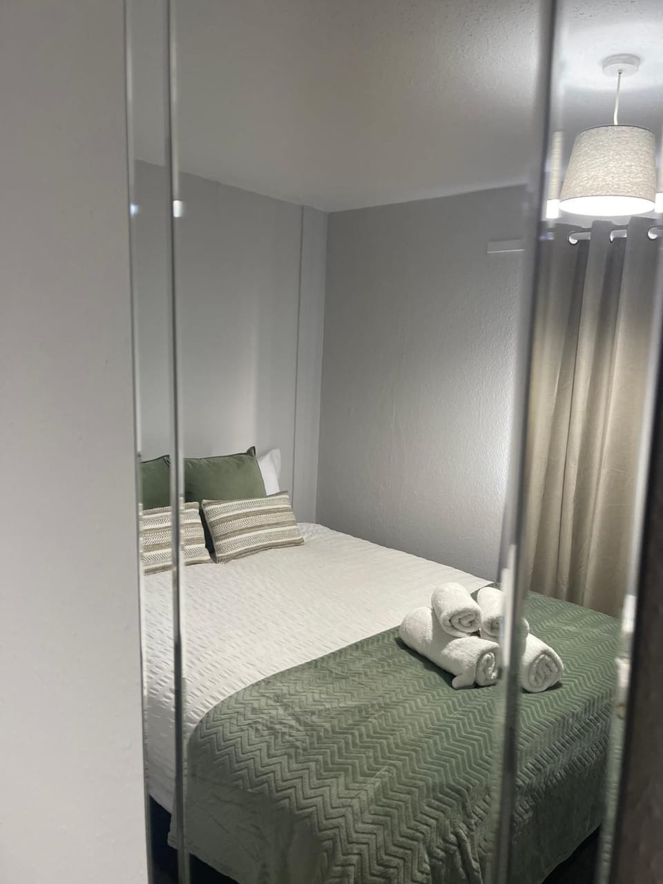 cozy room Shared House Bed and Breakfast in Bristol