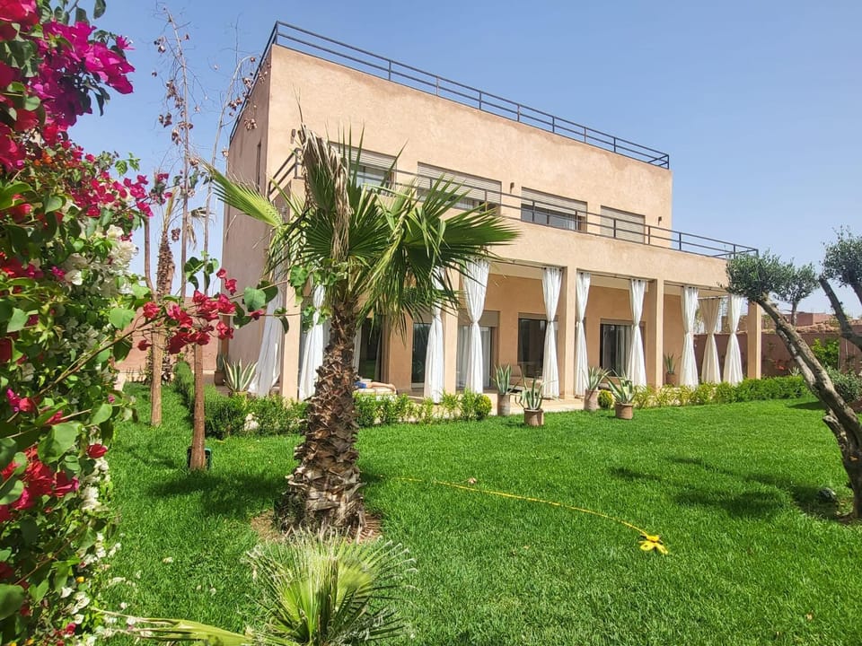 Garden, Garden view