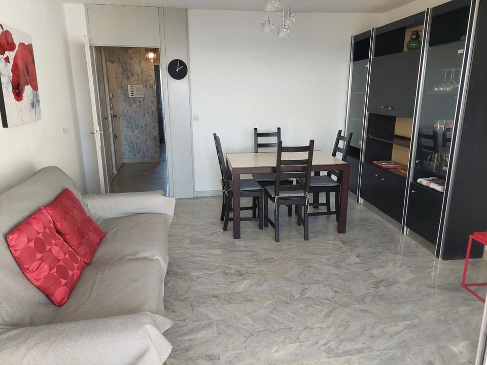 Appartement 2 pièces avec balcon et parking, à 250m de la plage - FR-1-716-3 Apartment in La Grande-Motte