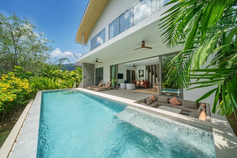 Balcony/Terrace, Garden view, Pool view