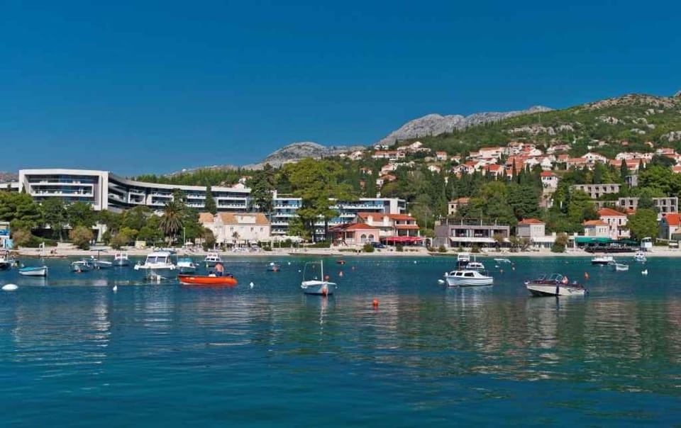 Nearby landmark, Summer