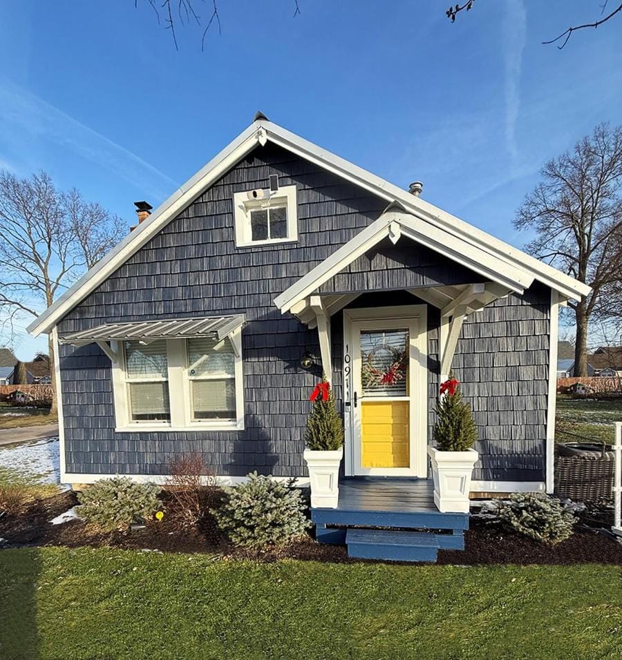 Charming 2 bedroom cottage 2 blocks from lake House in Buckeye Lake