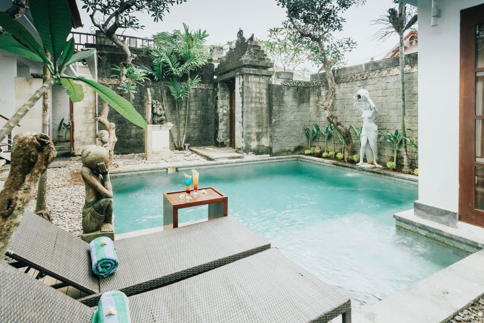 Garden, Pool view, Swimming pool, sunbed