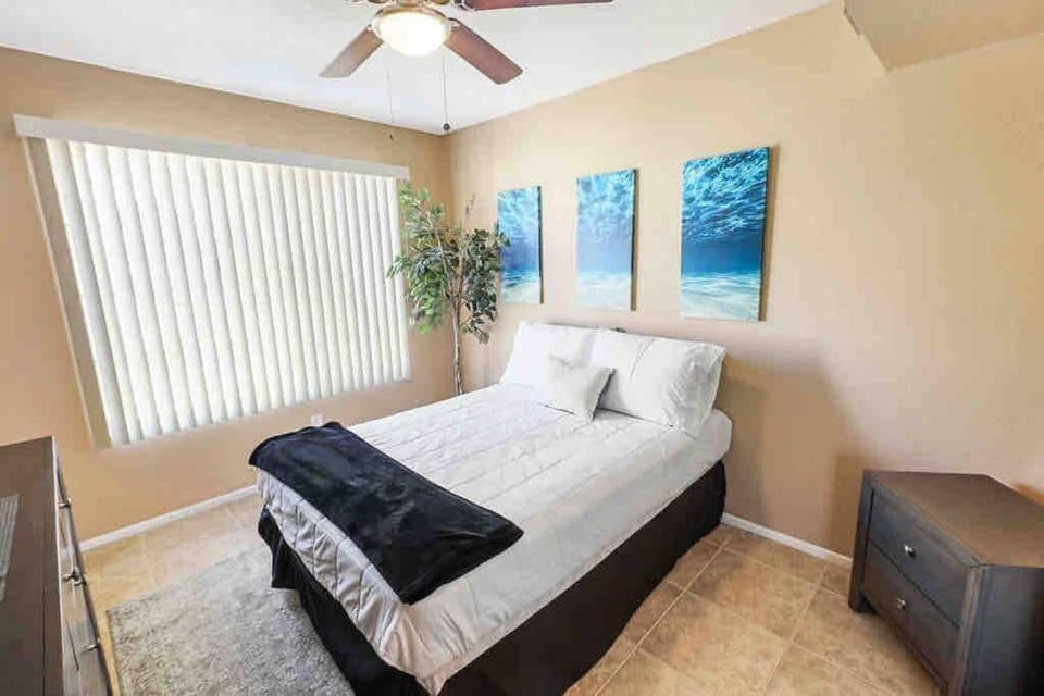 The Cool Cactus Condo with Pool and Jacuzzi Apartment in Tempe