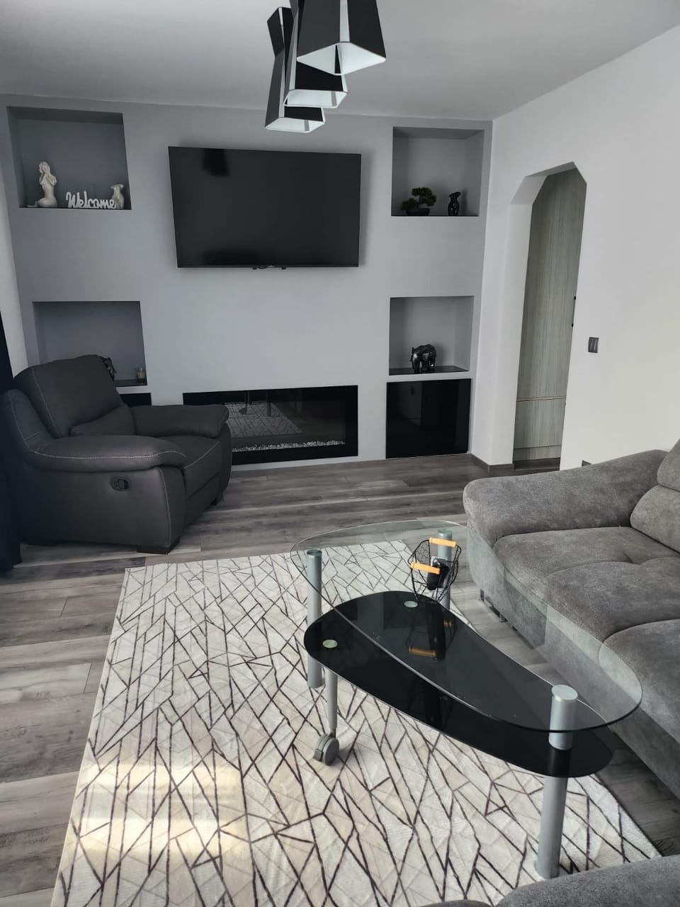Communal lounge/ TV room