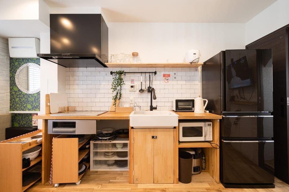 Kitchen or kitchenette