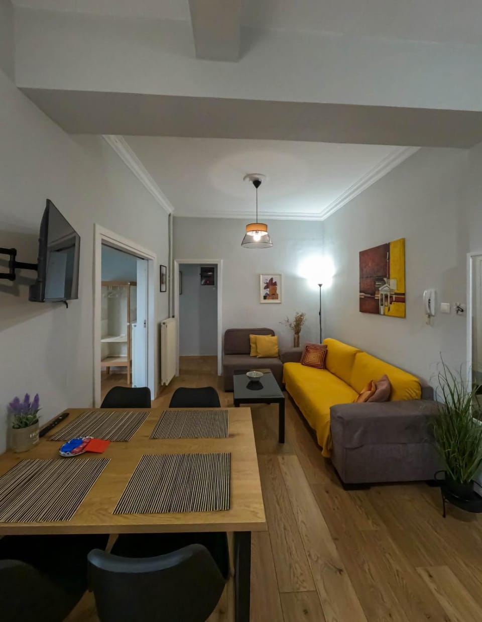 Comfortable apt, next to Archeological museum! Apartment in Athens