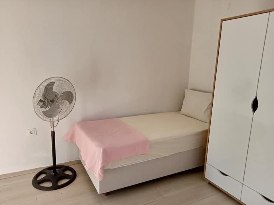 Bed, Bedroom, fireplace, wardrobe