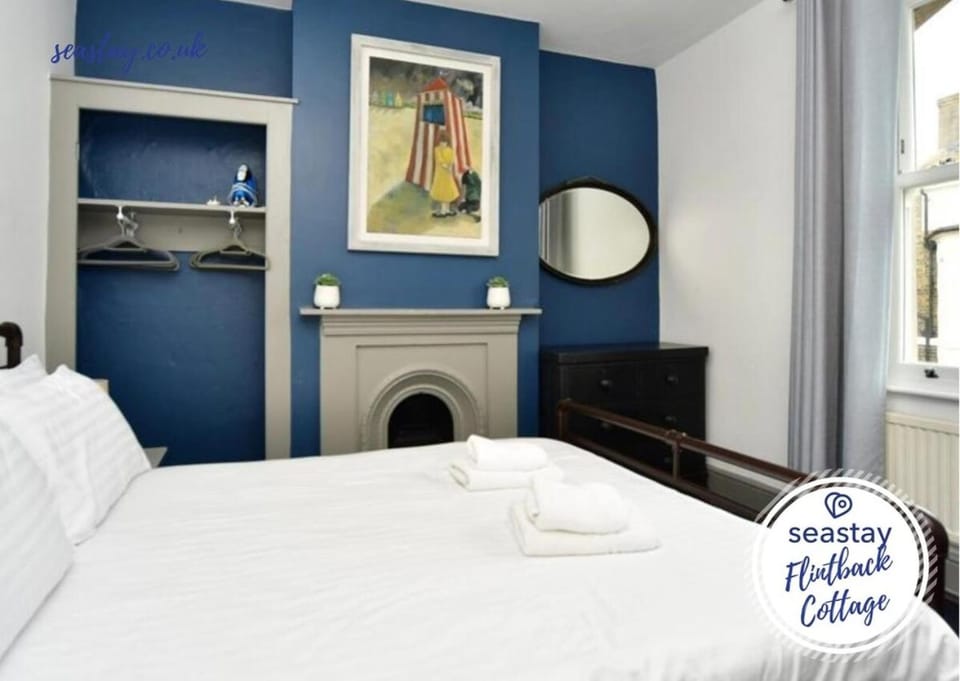 Flintback Cottage 3 Bedroom Ensuite Great Location House in Broadstairs