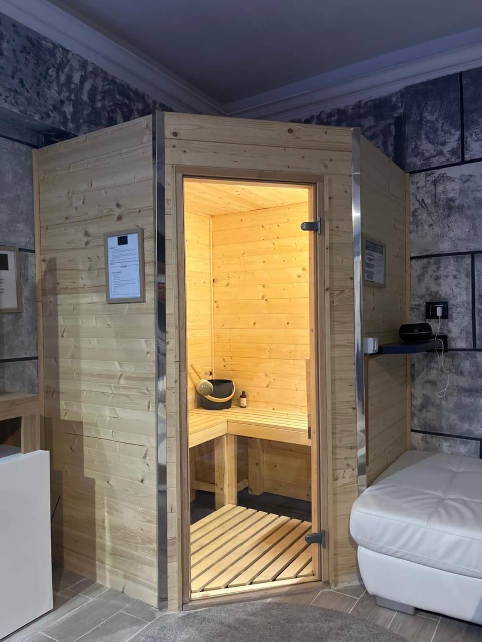 The Spa Suite Apartment in Rome